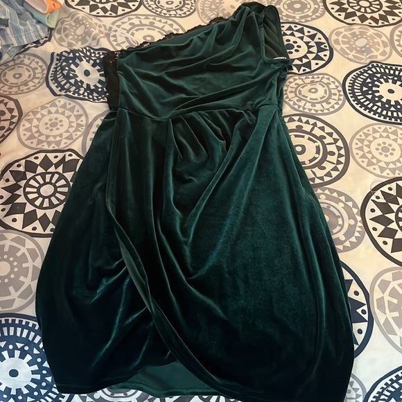 Lulus “All the luxe” dress - Picture 2 of 3